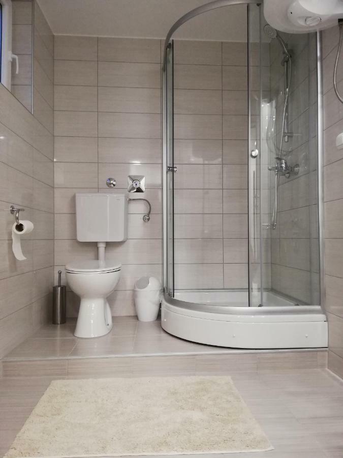 Apartman Skribulja Zupanja Luaran gambar