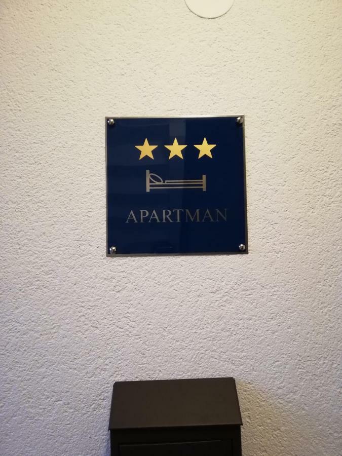Apartman Skribulja Zupanja Luaran gambar